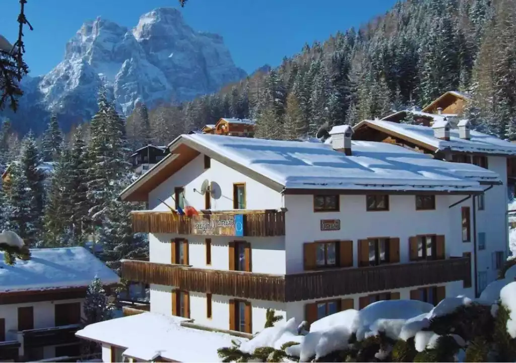 avis sur hotel garni ongaro-min