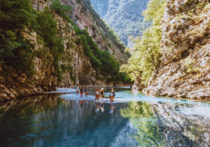 Lumi Rragami I Shales