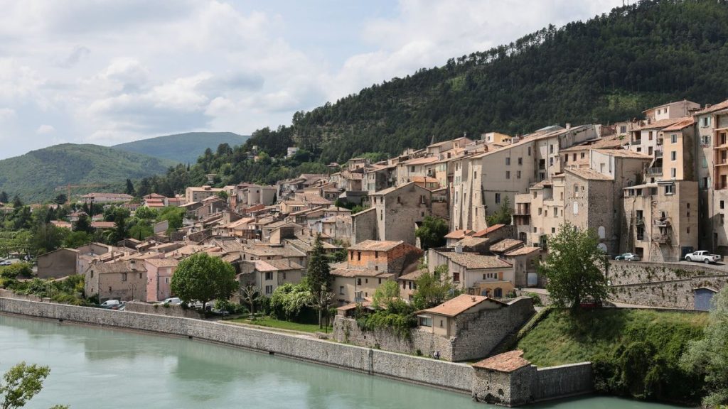 Citadelle de Sisteron dominant la vallée de la Durance